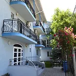 Guest house εllada 3*