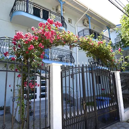 εllada Guest house