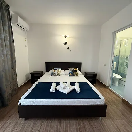 εllada Guest house 3*